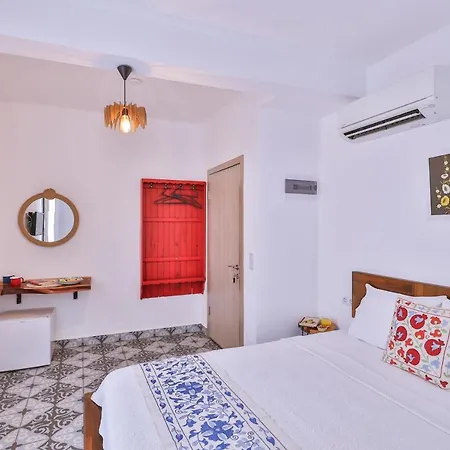 Dantel Pansiyon Kas ホームステイ